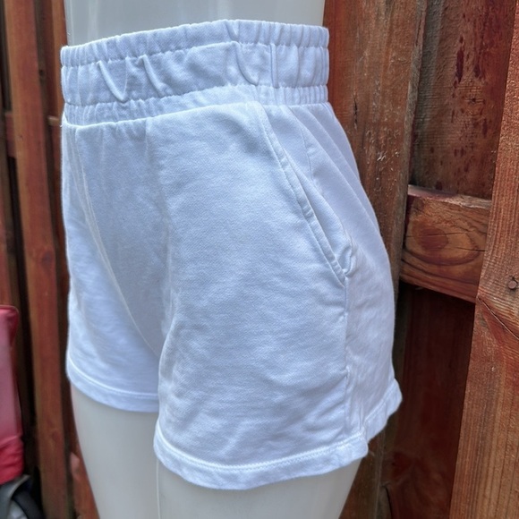 Zara Women's White Casual Shorts Size S - Picture 5 of 8